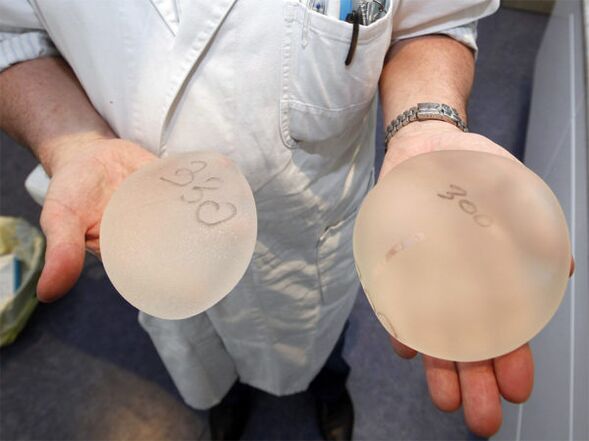 Implantes mamarios para agrandar los senos